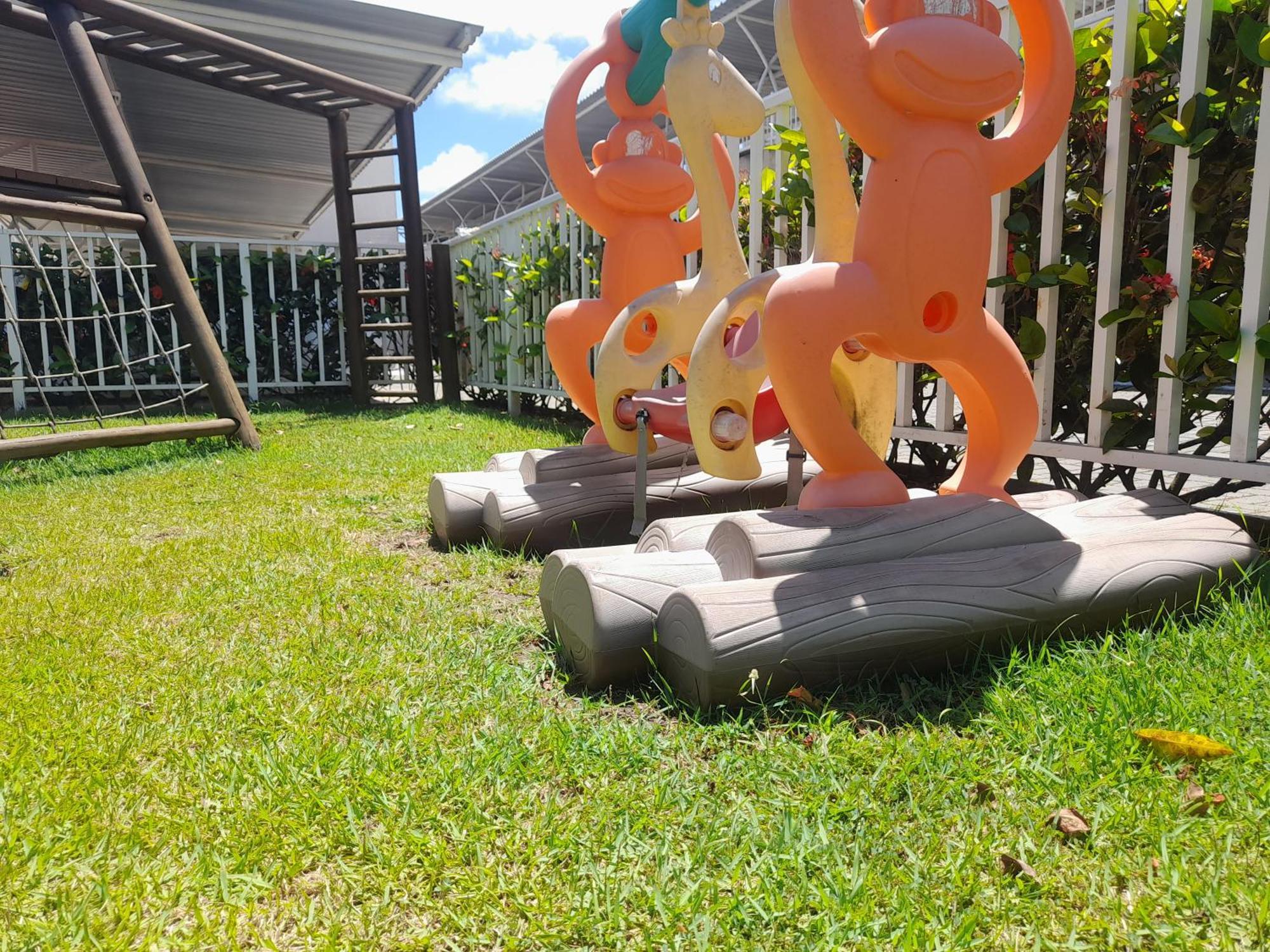 Apartamento Flat Em Condominio Club アラカジュ エクステリア 写真